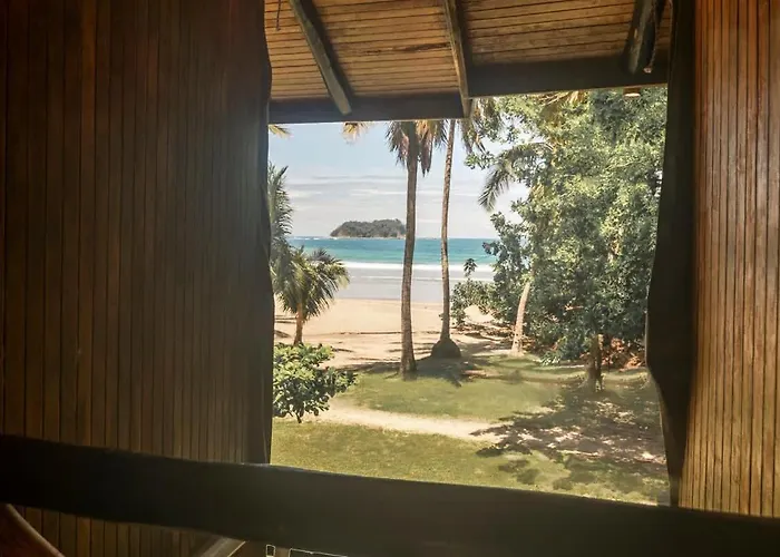 Сasa de vacaciones Treehouse On The *